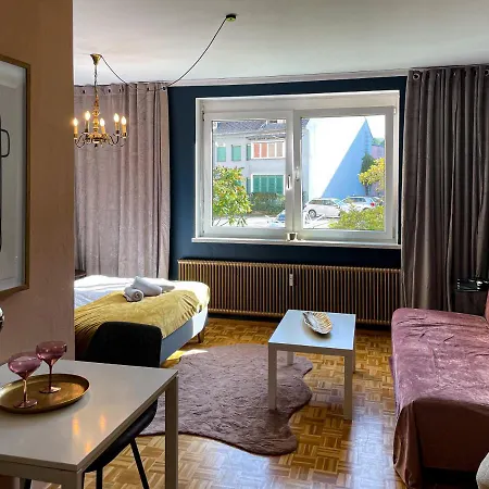 Apartament Schickes Boutique-apartment, Zentral In Messe-& Bahnhofsnaehe, Sehr Ruhig & Gratis Parkplatz - Happystay *