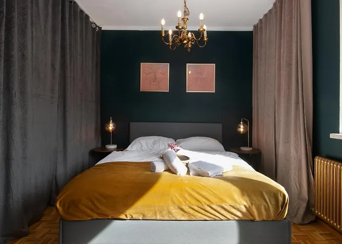 Schickes Boutique-apartment, Zentral In Messe-& Bahnhofsnaehe, Sehr Ruhig & Gratis Parkplatz - Happystay