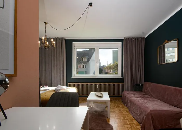 Schickes Boutique-apartment, Zentral In Messe-& Bahnhofsnaehe, Sehr Ruhig & Gratis Parkplatz - Happystay *