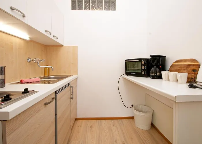 Apartament Schickes Boutique-apartment, Zentral In Messe-& Bahnhofsnaehe, Sehr Ruhig & Gratis Parkplatz - Happystay