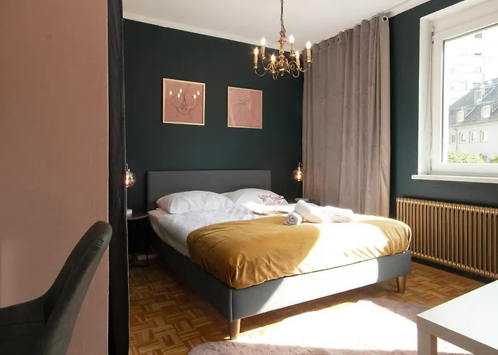 Schickes Boutique-apartment, Zentral In Messe-& Bahnhofsnaehe, Sehr Ruhig & Gratis Parkplatz - Happystay דירה *